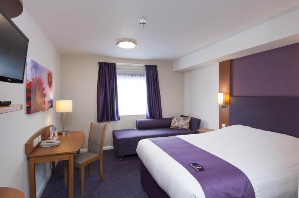 Premier Inn Edinburgh Airport - Newbridge Newbridge  Habitación foto